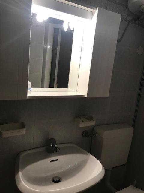 Hotel Carillon Lavena Ponte Tresa Dış mekan fotoğraf